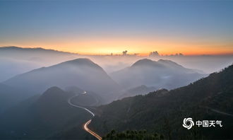 壯觀 貴州六盤水 春暉映山河 圖片頻道 中國(guó)天氣網(wǎng)