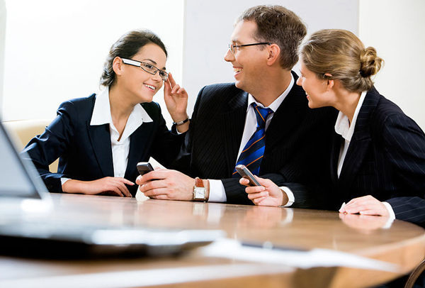 餐飲酒店管理中實現(xiàn)上下級有效溝通的策略與方法